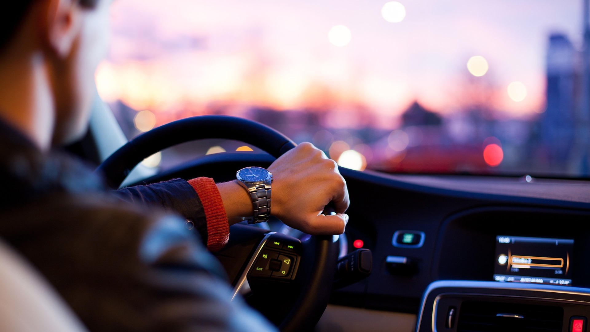10 gesti di Gentilezza in auto